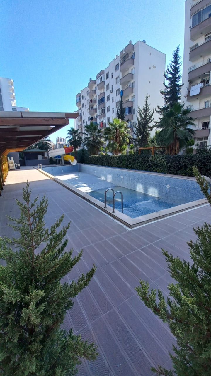 Квартира в Мерсине, Турция, 60 м² - фото 1