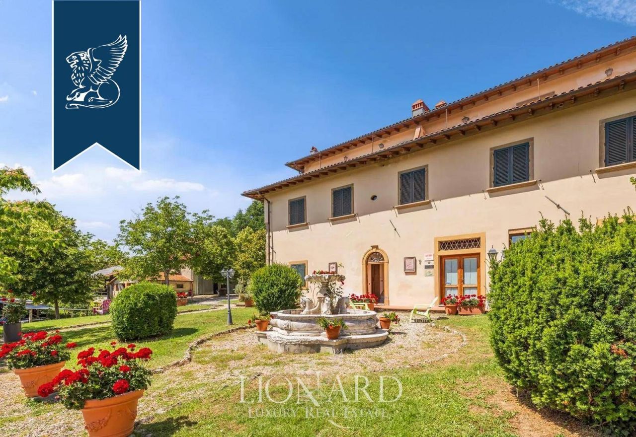 Вилла во Флоренции, Италия, 4 100 м² - фото 3