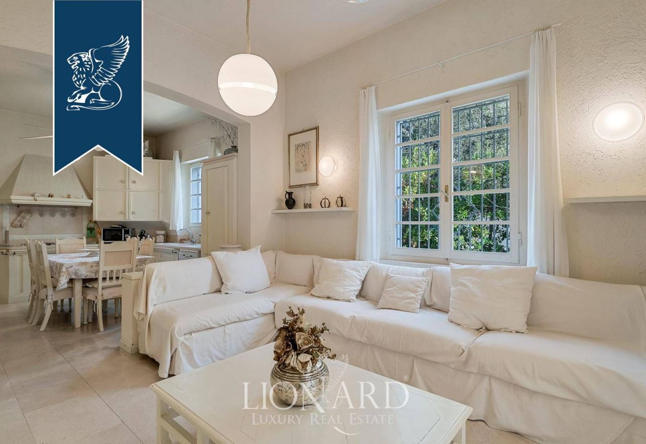 Вилла в Форте деи Марми, Италия, 150 м² - фото 3