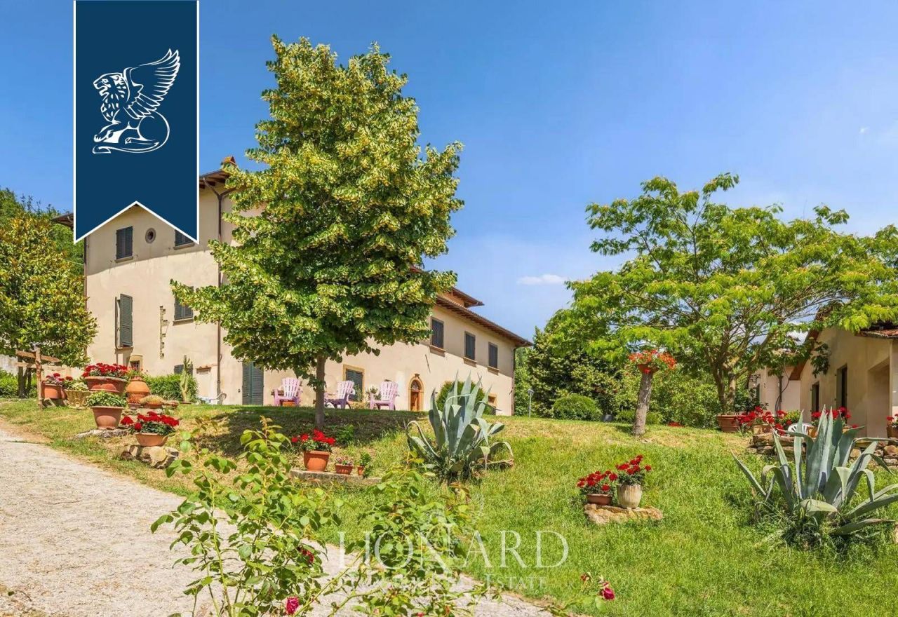 Вилла во Флоренции, Италия, 4 100 м² - фото 4