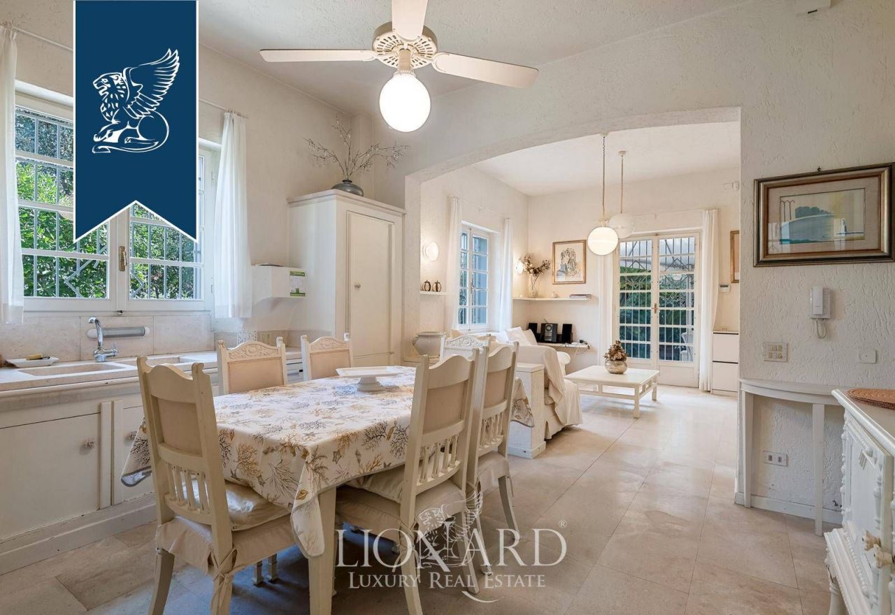 Вилла в Форте деи Марми, Италия, 150 м² - фото 6