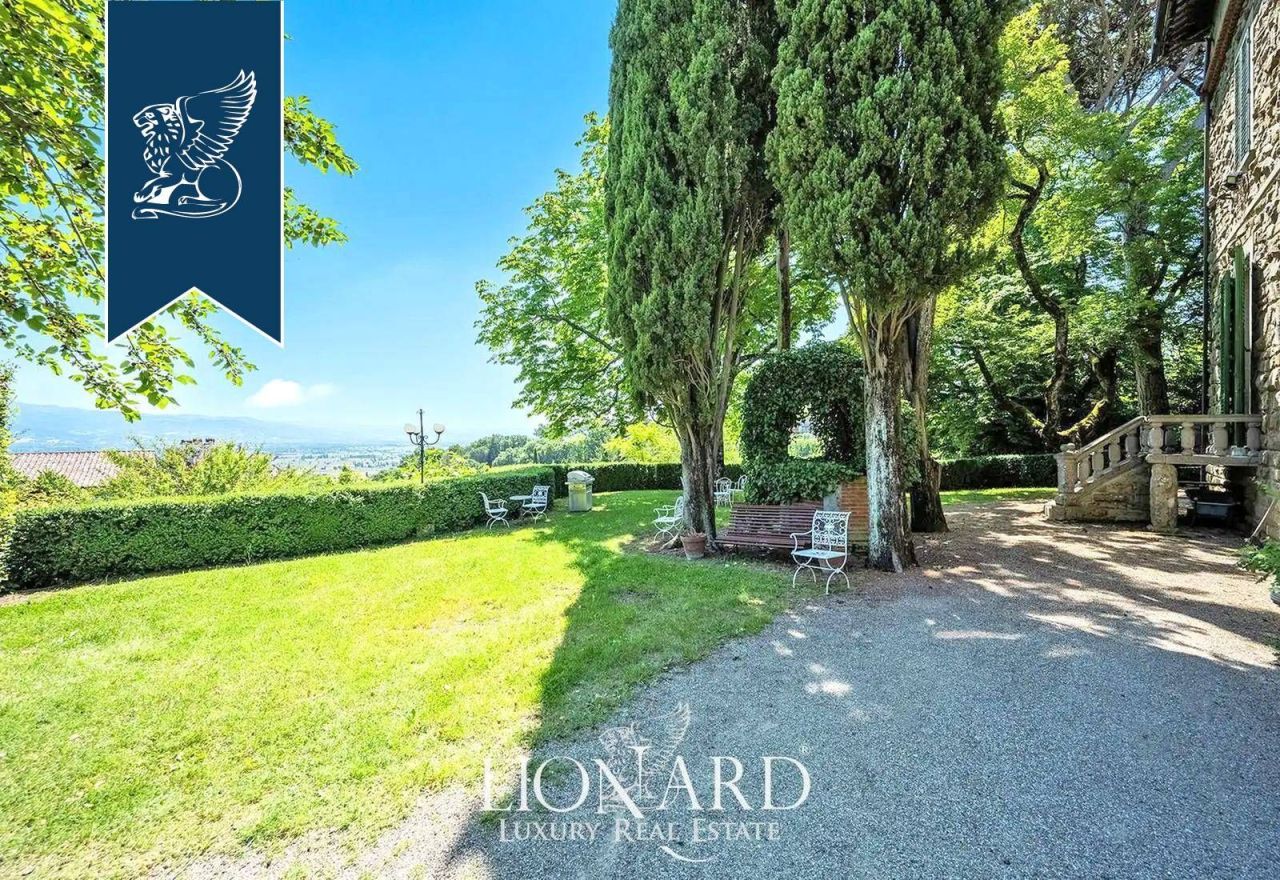 Вилла в Ареццо, Италия, 550 м² - фото 7