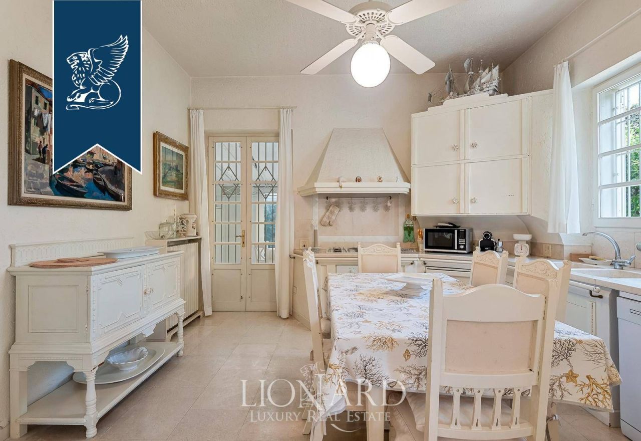 Вилла в Форте деи Марми, Италия, 150 м² - фото 7