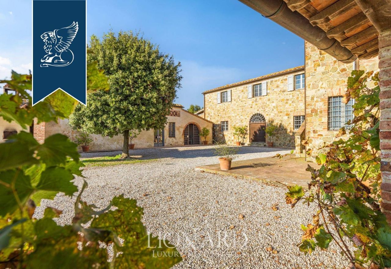 Ферма в Трекуанде, Италия, 750 м² - фото 9