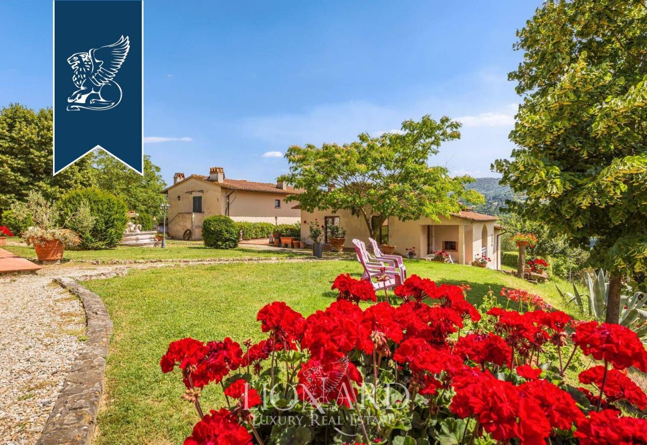 Вилла во Флоренции, Италия, 4 100 м² - фото 11