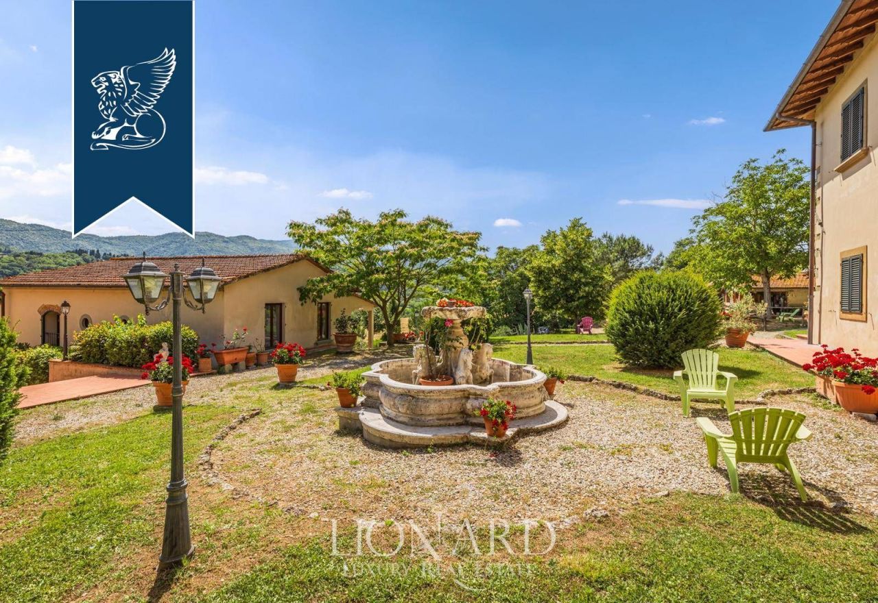 Вилла во Флоренции, Италия, 4 100 м² - фото 12