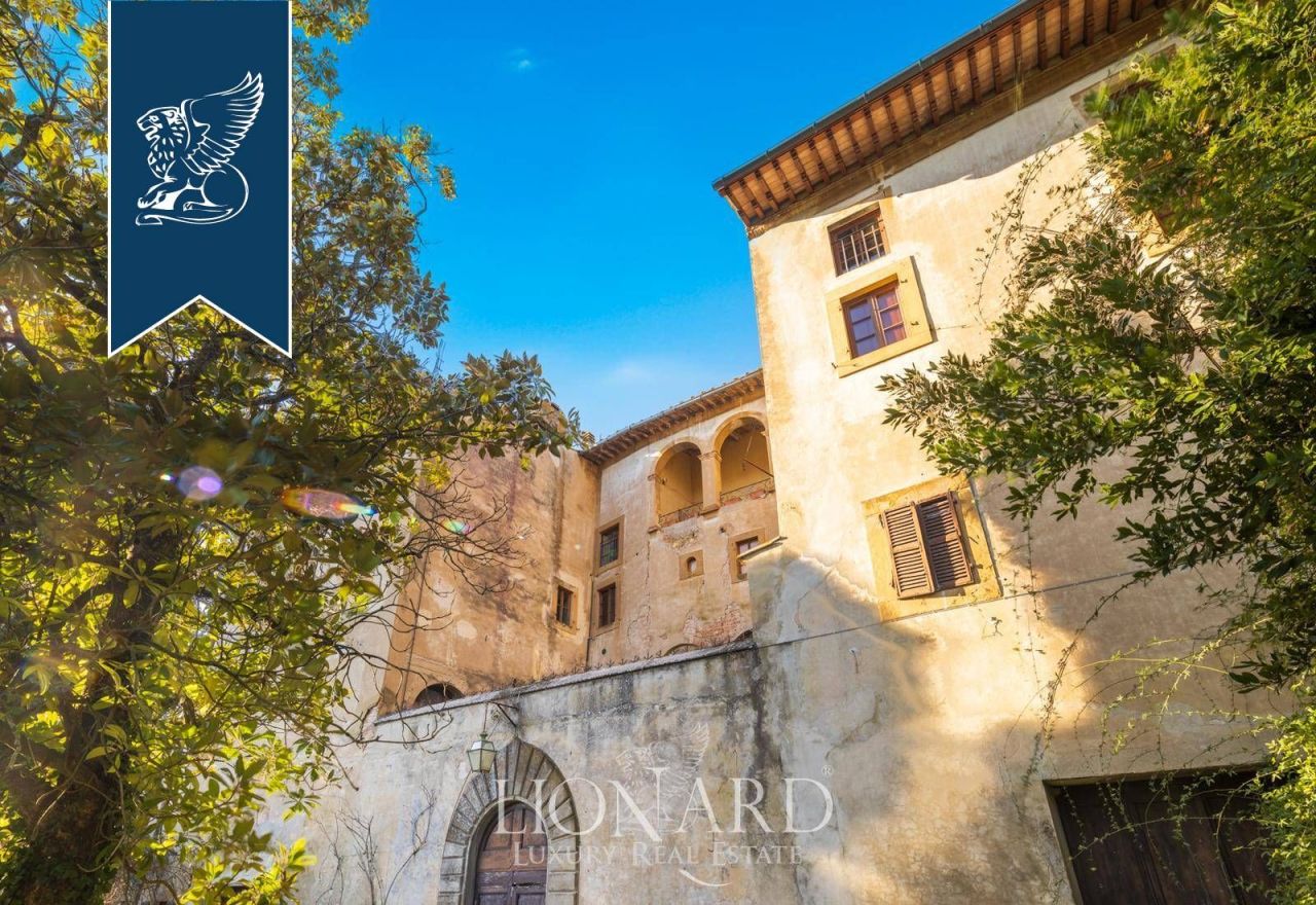 Замок во Флоренции, Италия, 2 500 м² - фото 12