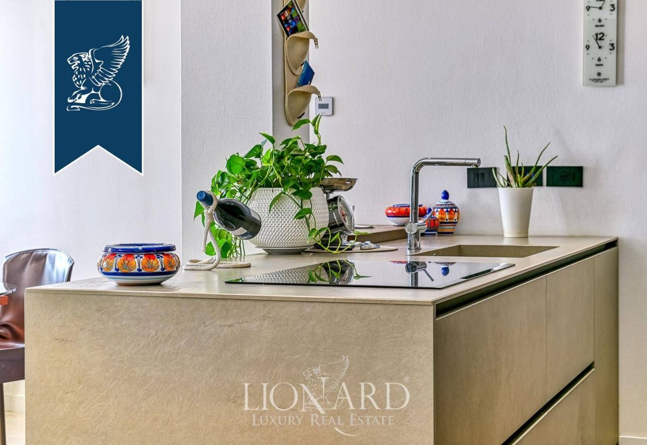 Апартаменты в Неаполе, Италия, 140 м² - фото 13