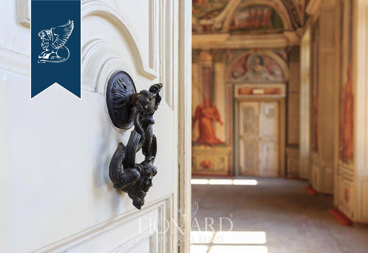 Вилла в Генуе, Италия, 2 700 м² - фото 13