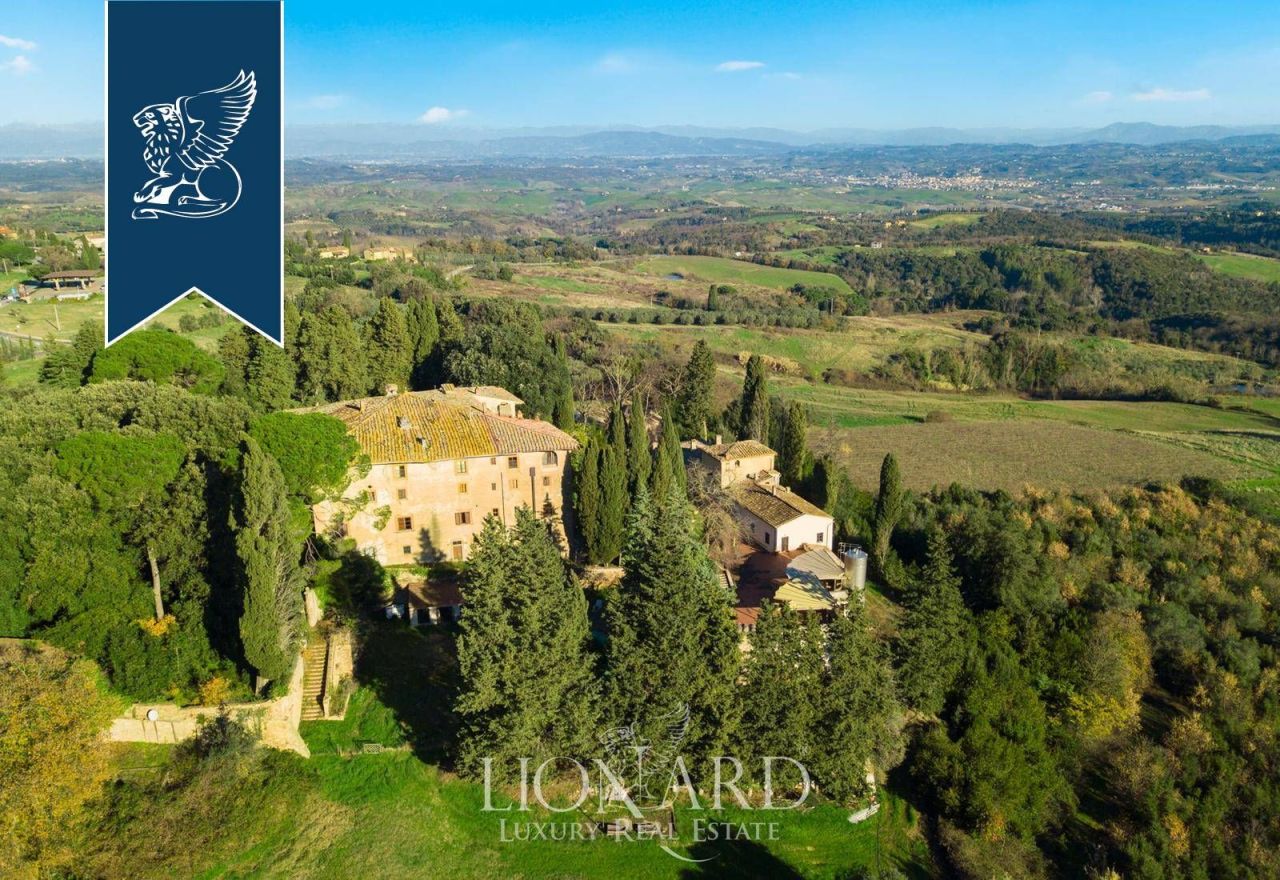 Замок во Флоренции, Италия, 2 500 м² - фото 14