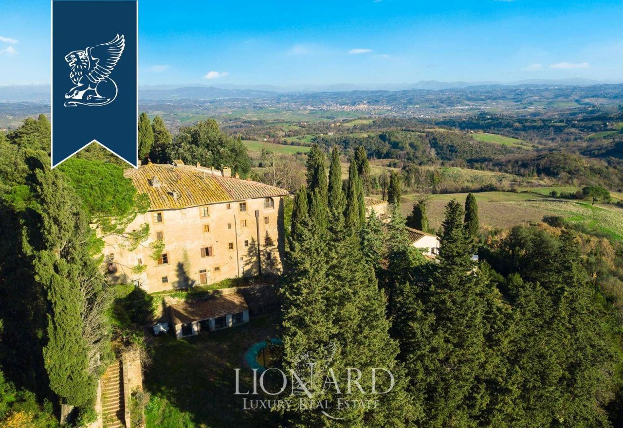 Замок во Флоренции, Италия, 2 500 м² - фото 15