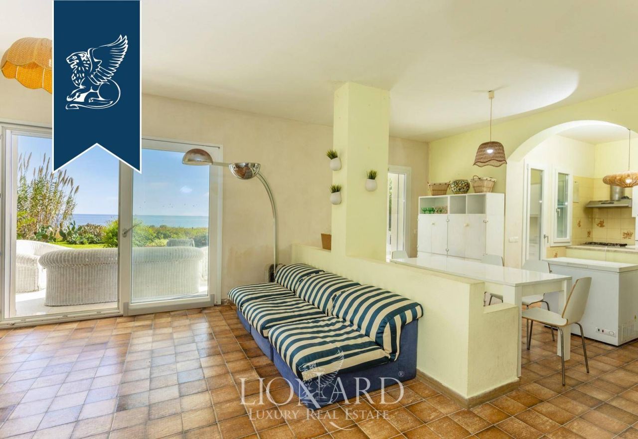 Вилла в Сиракузах, Италия, 253 м² - фото 15