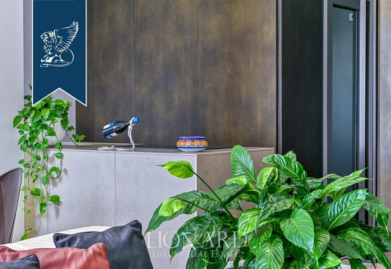 Апартаменты в Неаполе, Италия, 140 м² - фото 15