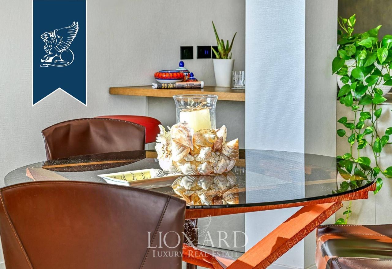 Апартаменты в Неаполе, Италия, 140 м² - фото 17