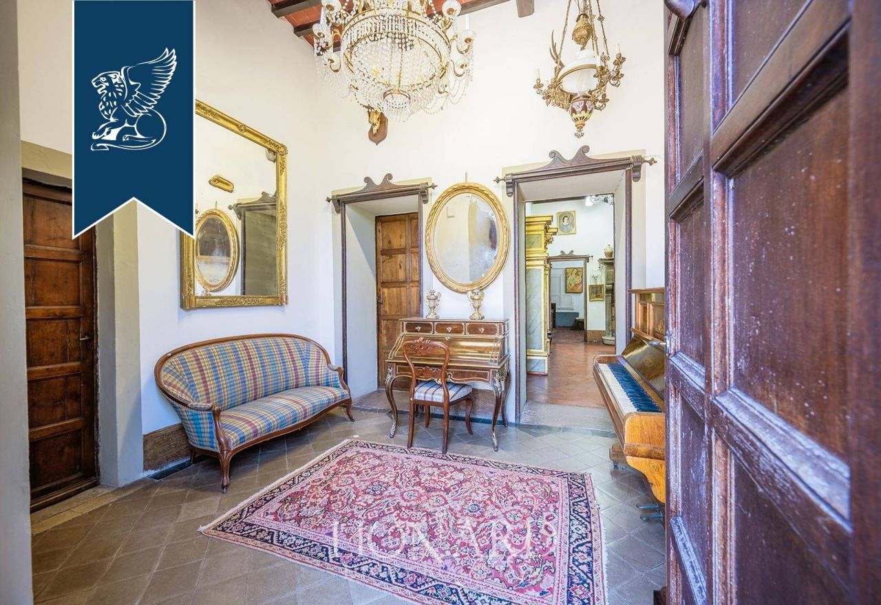 Вилла в Ареццо, Италия, 550 м² - фото 17