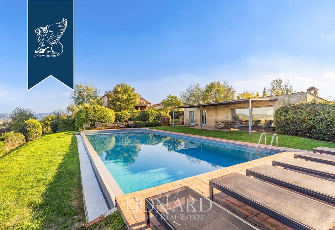 Ферма в Трекуанде, Италия, 750 м² - фото 18