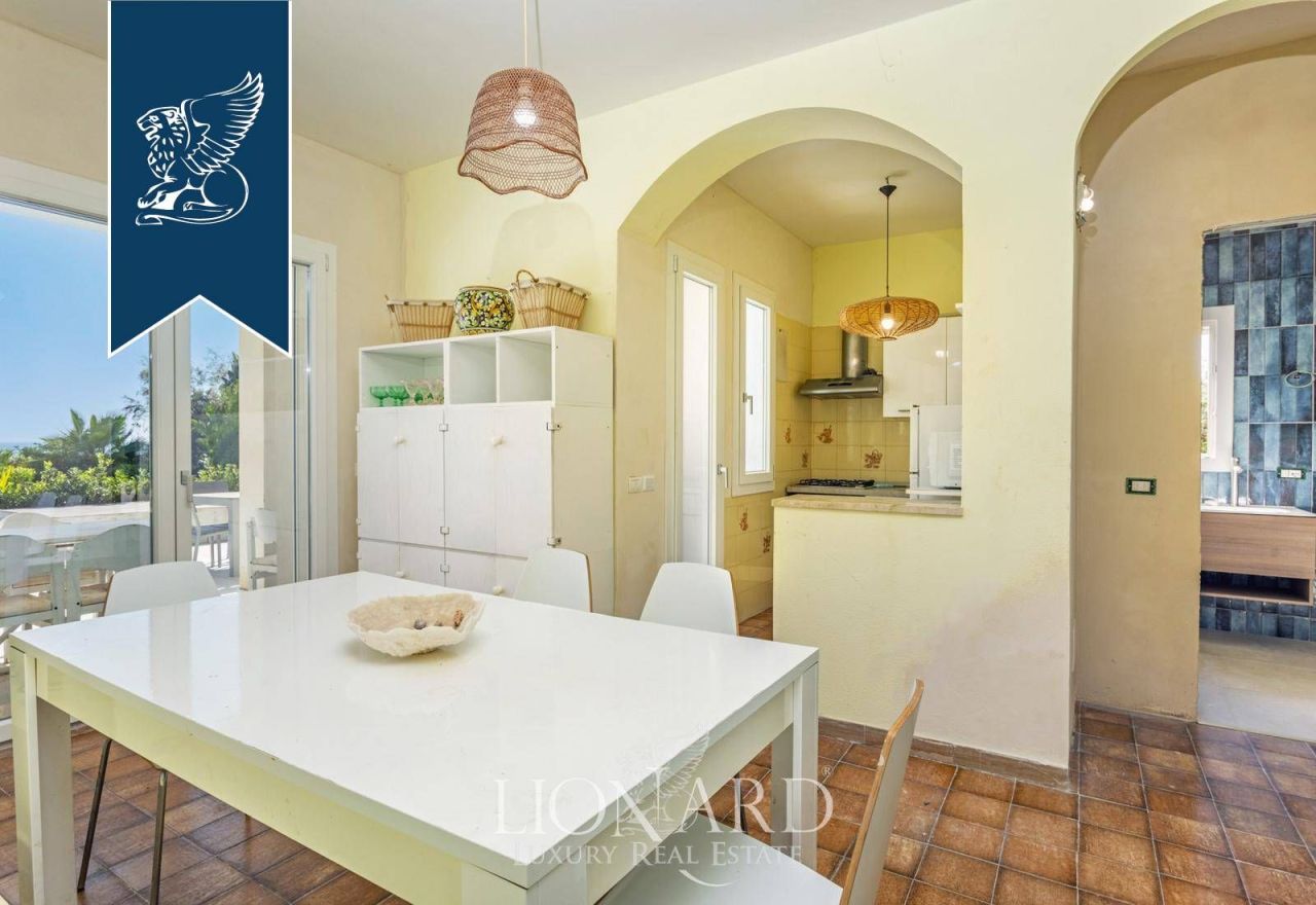 Вилла в Сиракузах, Италия, 253 м² - фото 19