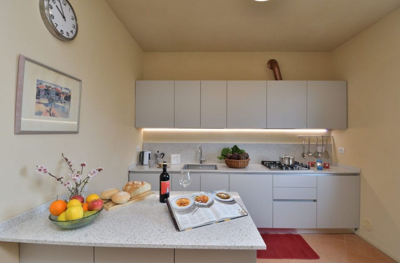 Коттедж в Гаворрано, Италия, 178 м² - фото 9