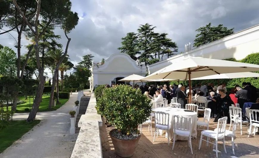 Коммерческая недвижимость в Риме, Италия, 3 000 м² - фото 6