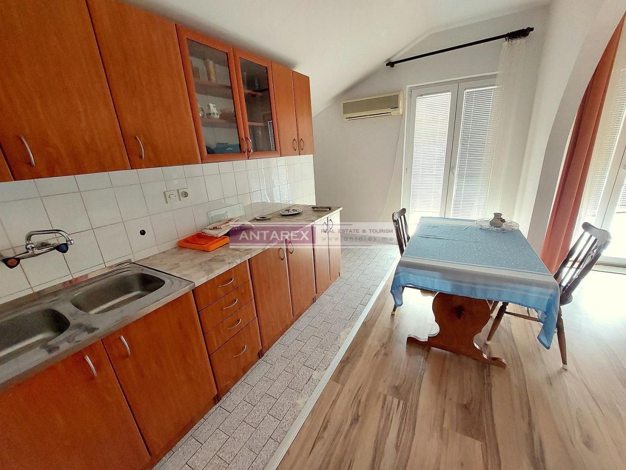 Вилла в Баошичах, Черногория, 354 м² - фото 2