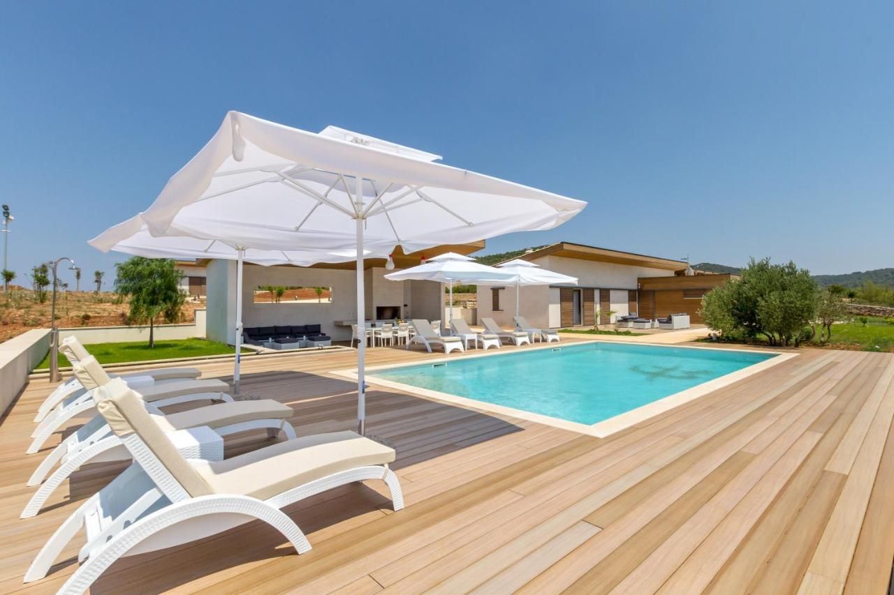 Вилла на Хваре, Хорватия, 400 м² - фото 4