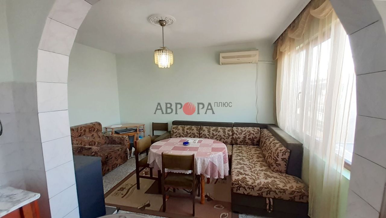 Квартира в Карнобате, Болгария, 75 м² - фото 2