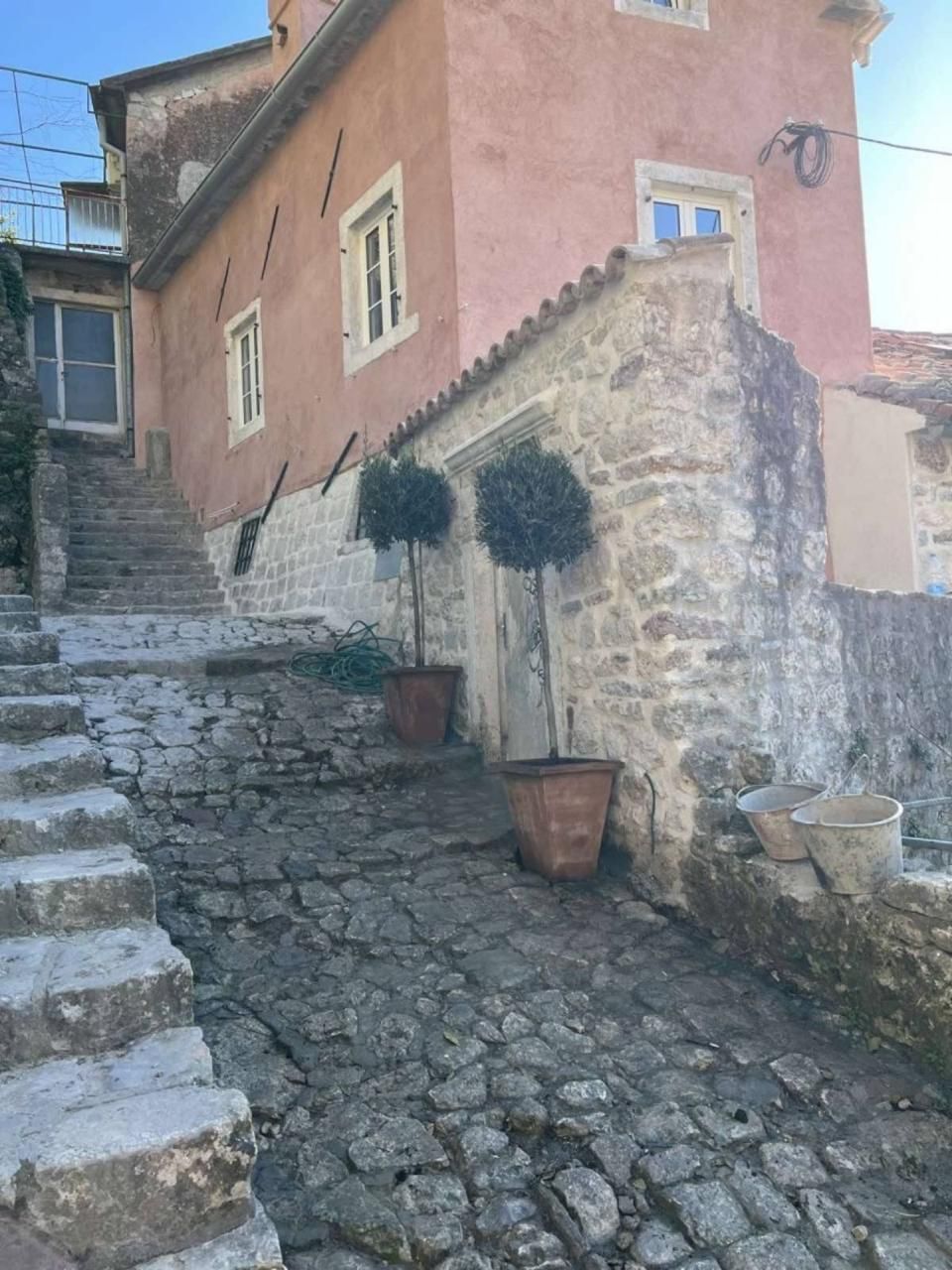 Дом в Которе, Черногория, 100 м² - фото 2