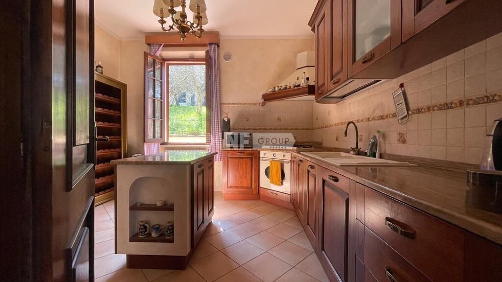 Вилла в Пистое, Италия, 450 м² - фото 3