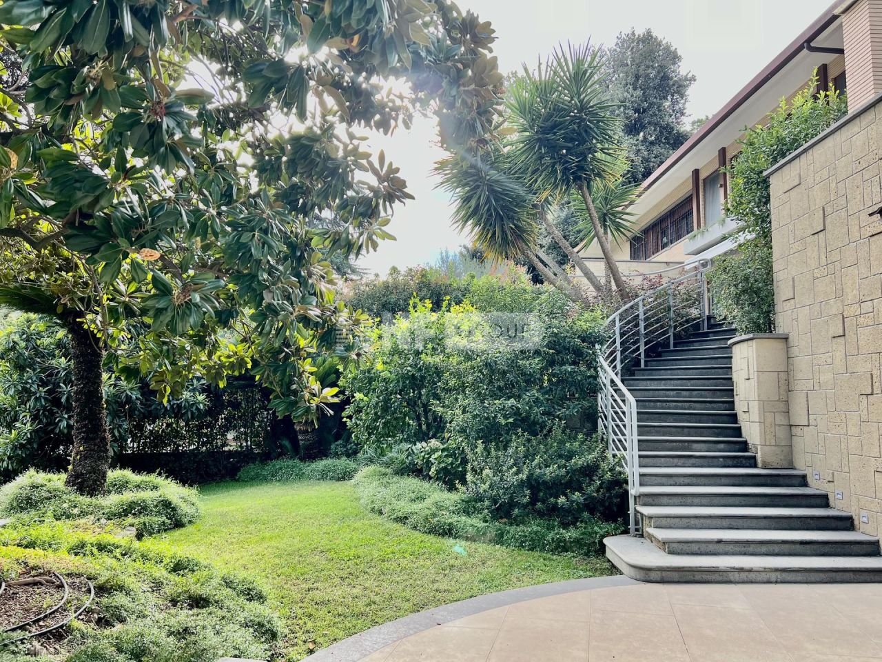 Вилла в Риме, Италия, 440 м² - фото 7