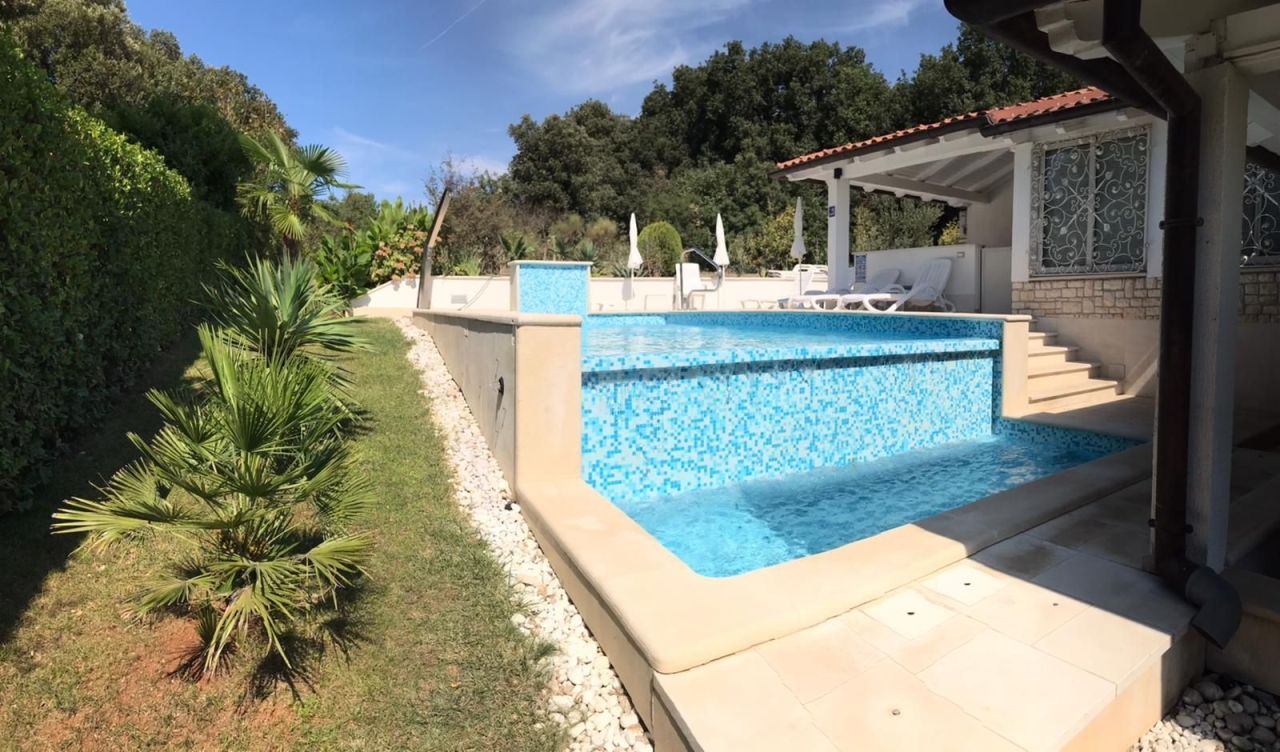 Отель, гостиница Pješčana Uvala, Хорватия, 530 м² - фото 2