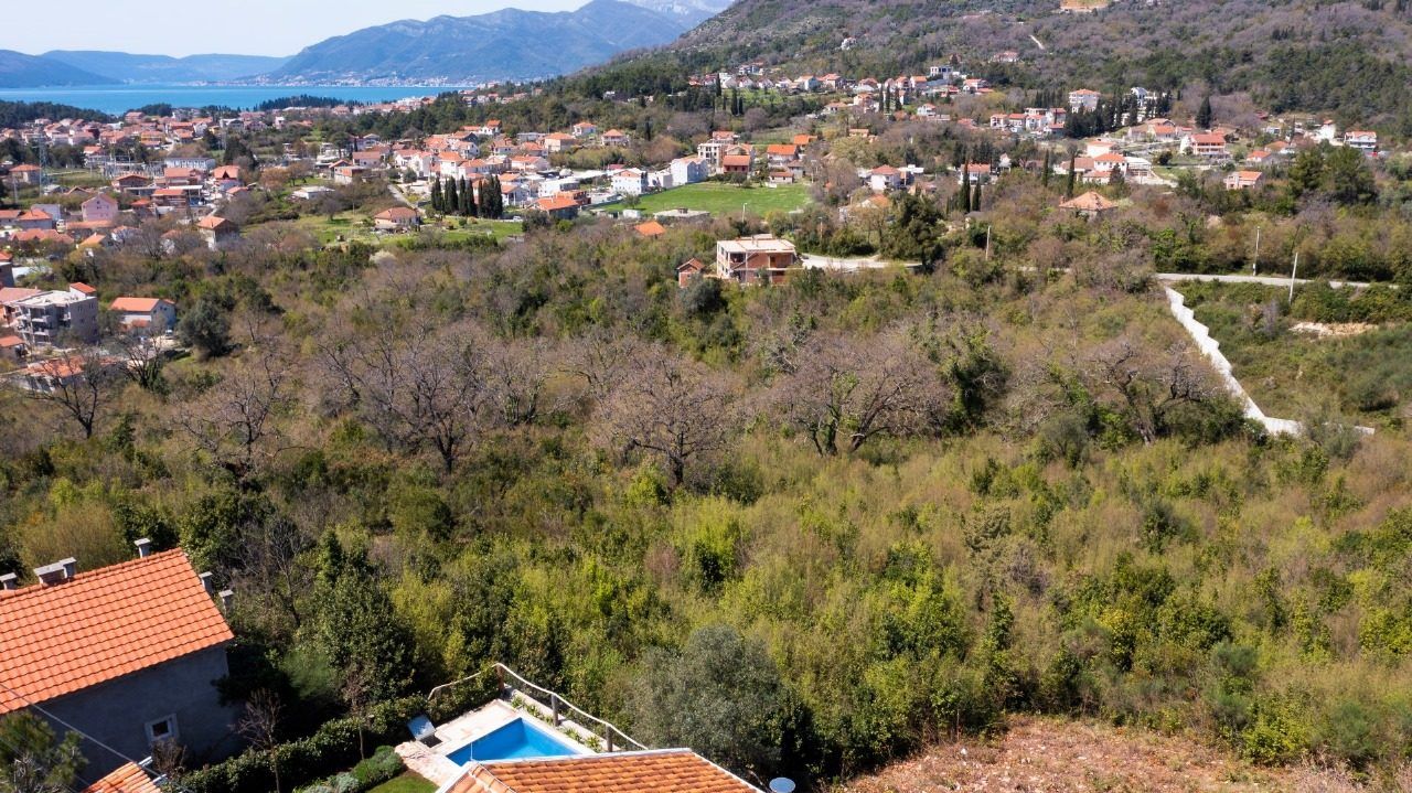 Земля в Которе, Черногория, 12 131 м² - фото 2