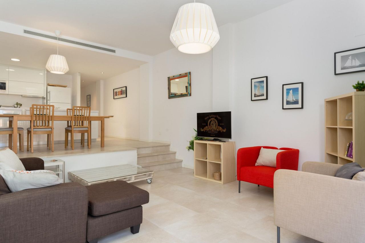 Вилла в Льяфранк, Испания, 203 м² - фото 10