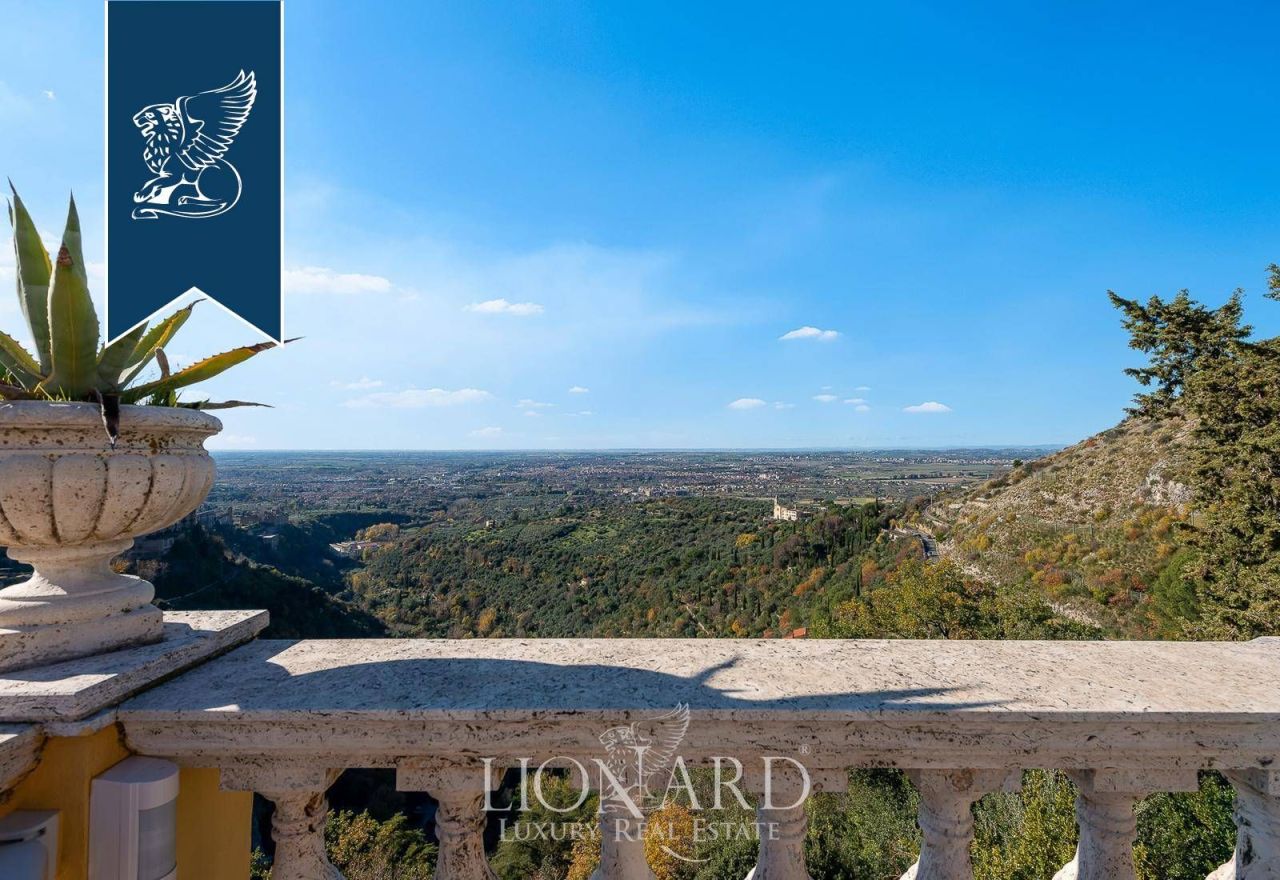 Вилла в Риме, Италия, 800 м² - фото 9