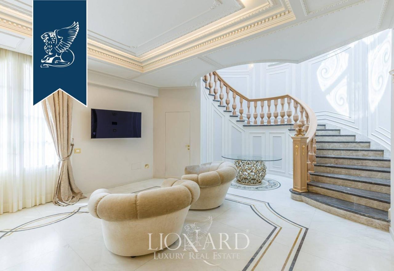 Замок в Пизе, Италия, 975 м² - фото 12