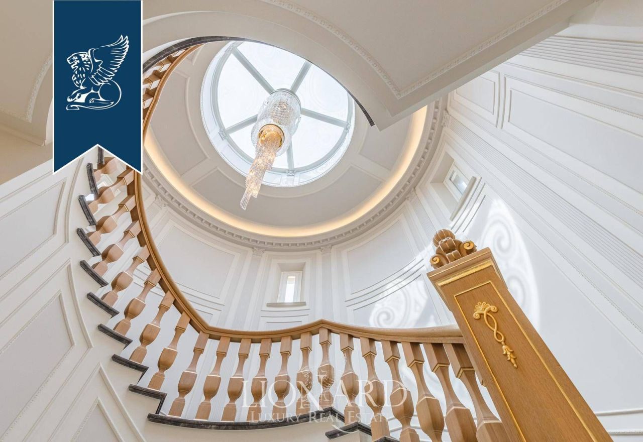 Замок в Пизе, Италия, 975 м² - фото 13