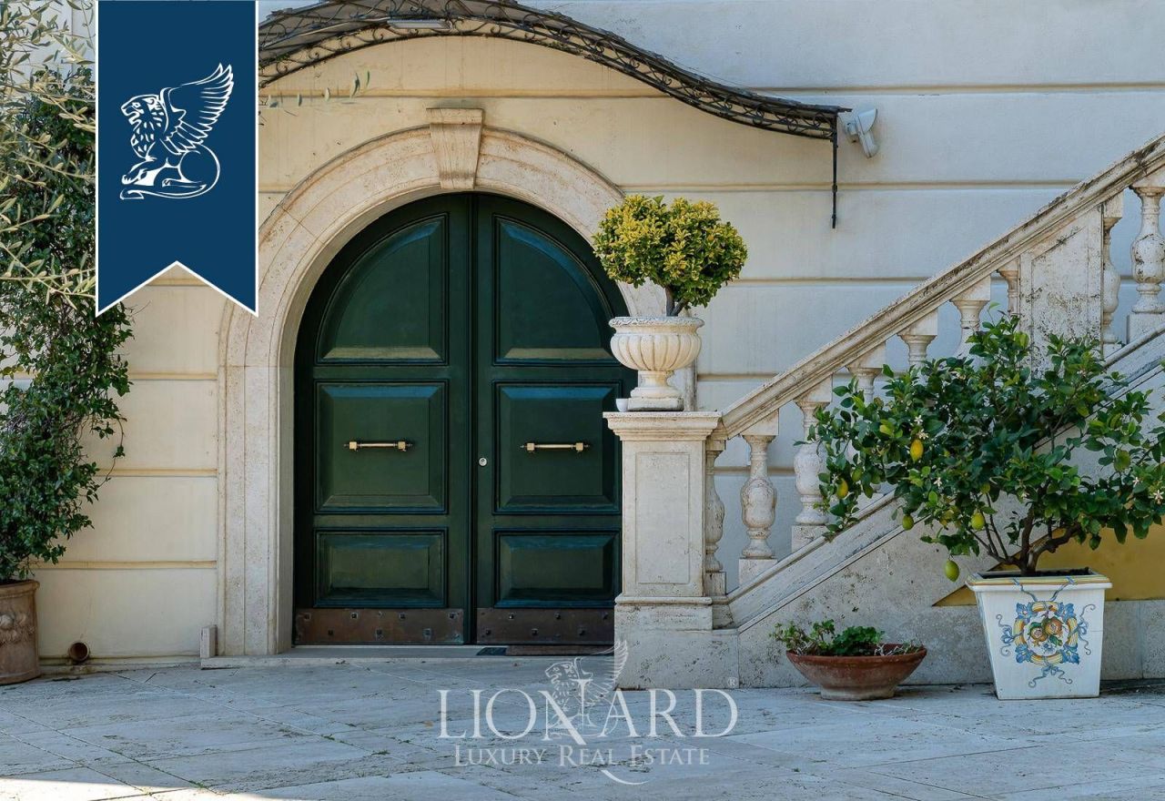 Вилла в Риме, Италия, 800 м² - фото 14