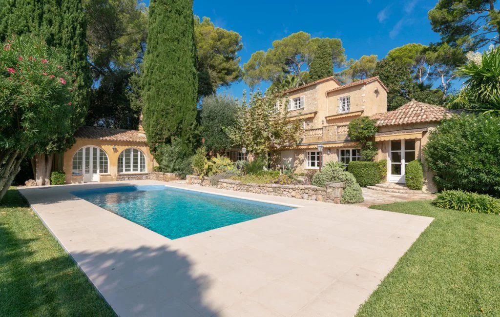 Вилла в Антибе, Франция, 450 м² - фото 2