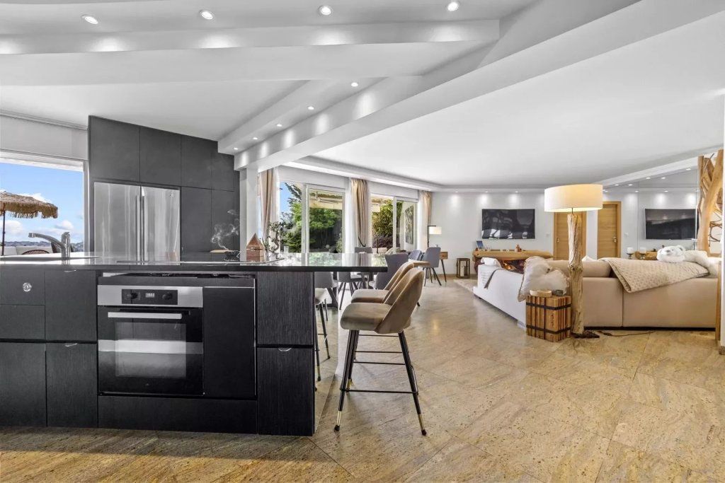 Вилла в Валлорисе, Франция, 265 м² - фото 5