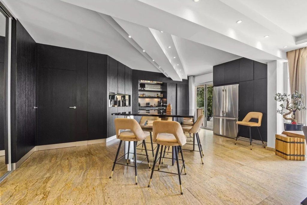 Вилла в Валлорисе, Франция, 265 м² - фото 6