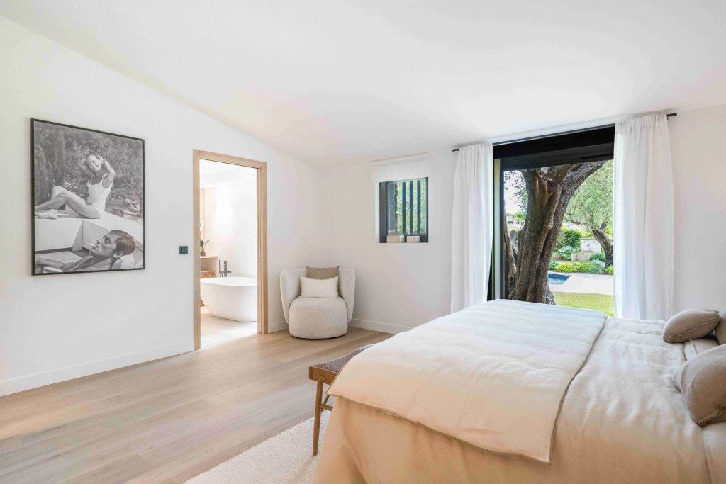 Вилла в Мужене, Франция, 300 м² - фото 16