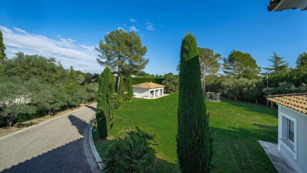 Вилла в Муан-Сарту, Франция, 250 м² - фото 4