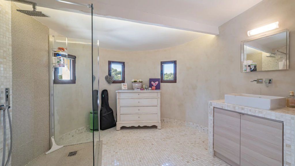 Вилла в Мужене, Франция, 248 м² - фото 12