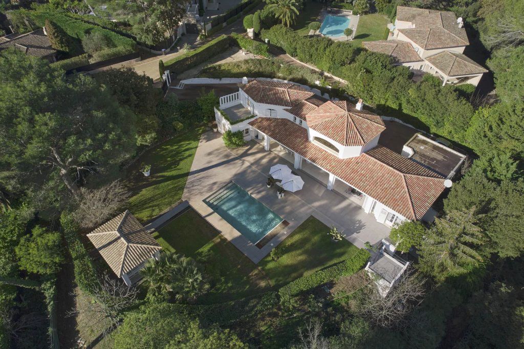 Вилла в Мужене, Франция, 340 м² - фото 14