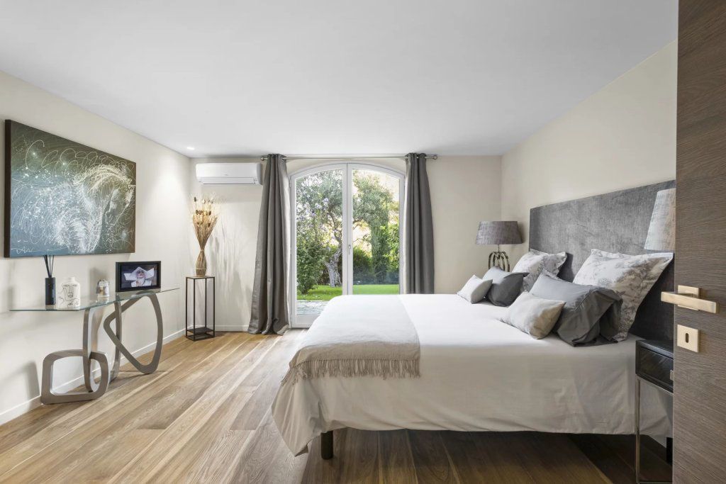 Вилла в Мужене, Франция, 430 м² - фото 18