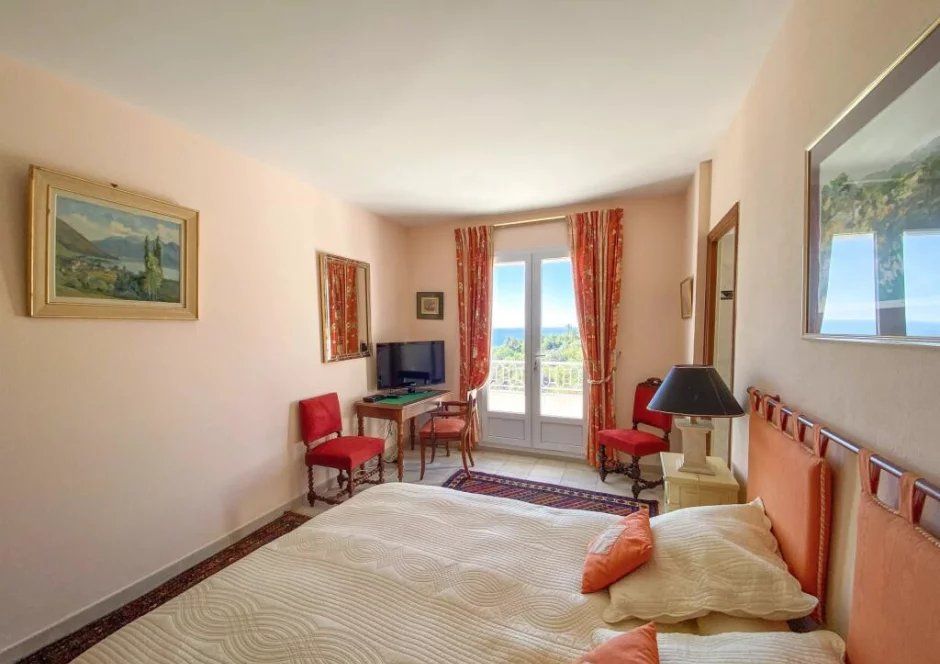 Вилла в Гольф-Жуан, Франция, 230 м² - фото 6