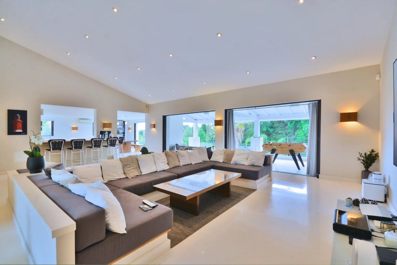 Вилла в Антибе, Франция, 343 м² - фото 10