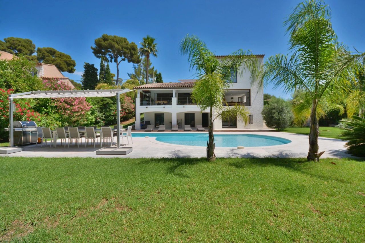 Вилла в Антибе, Франция, 343 м² - фото 3