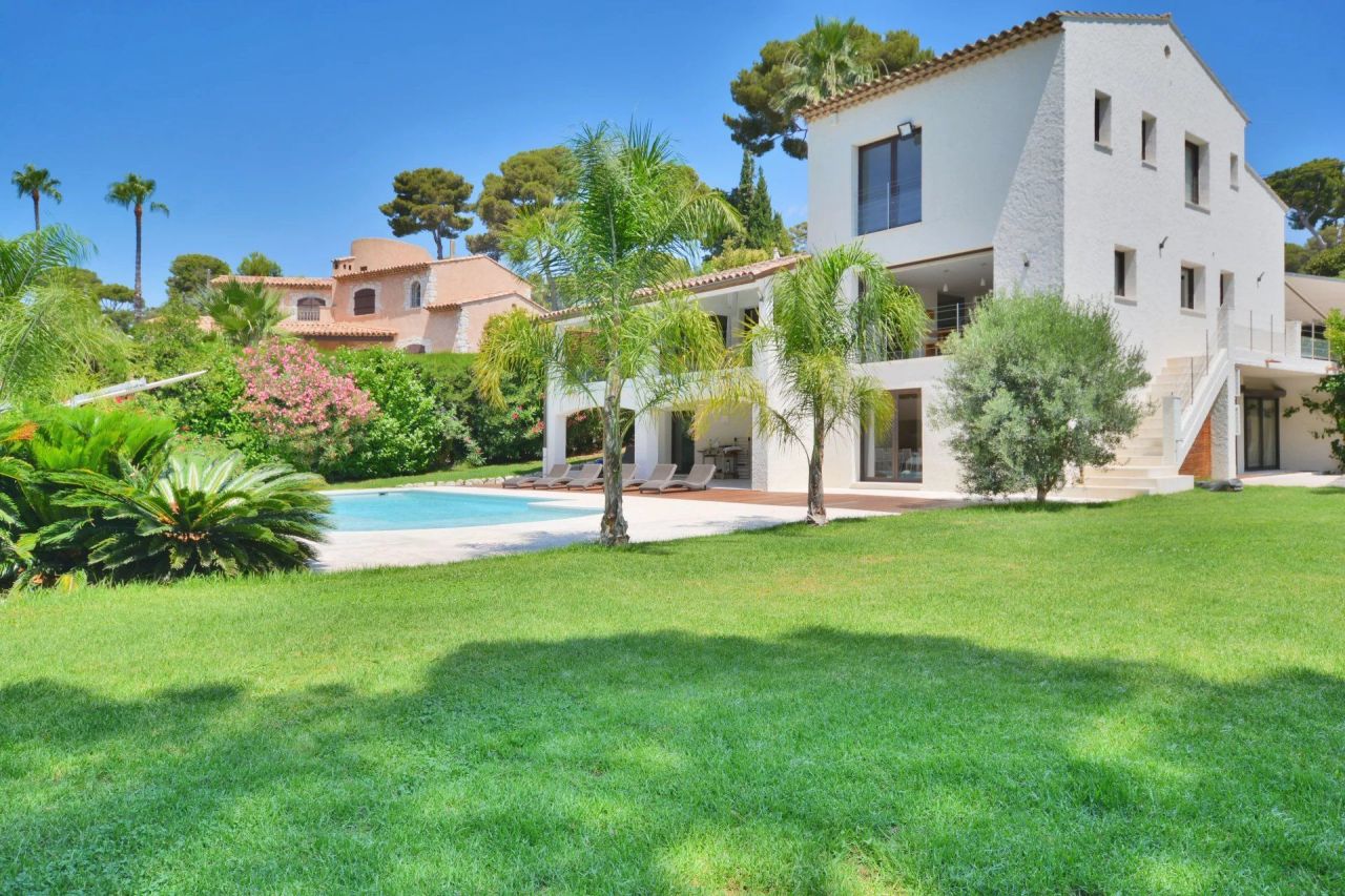 Вилла в Антибе, Франция, 343 м² - фото 2