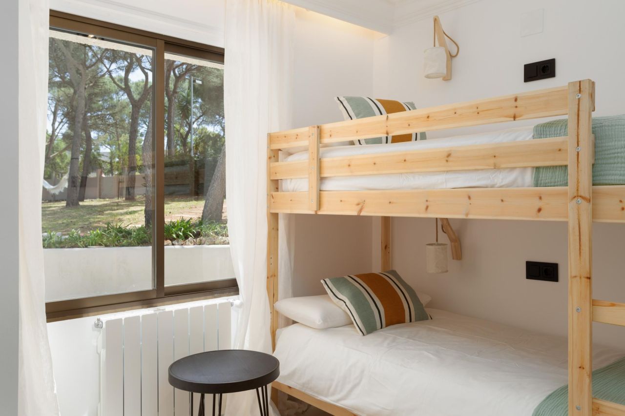 Вилла в Льяфранк, Испания, 855 м² - фото 5