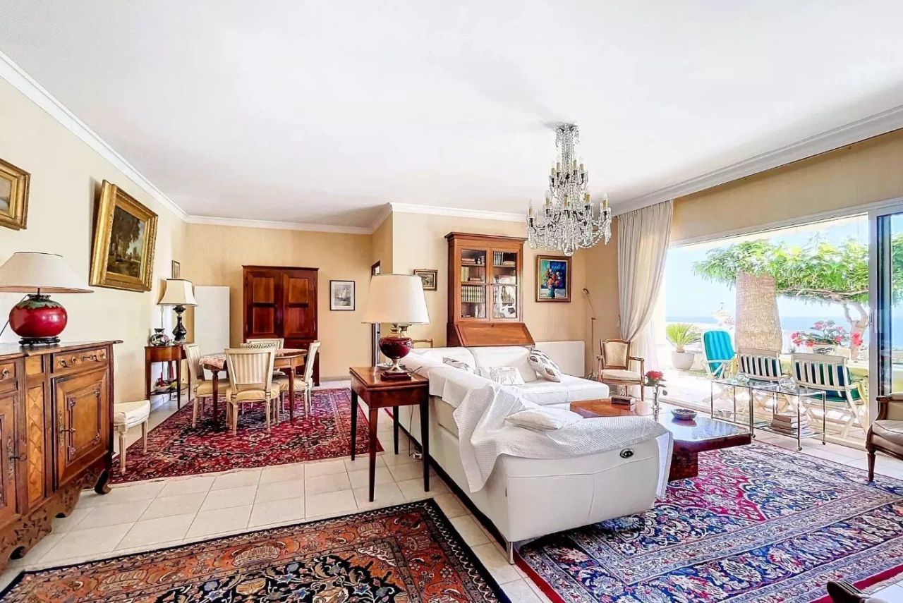 Вилла в Гольф-Жуан, Франция, 230 м² - фото 5